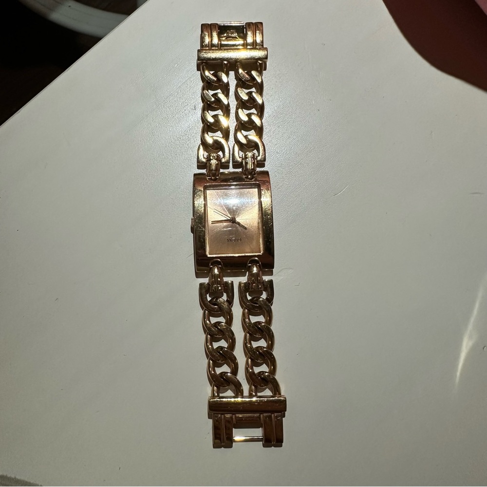Rose Gold Guess Women’s Watch